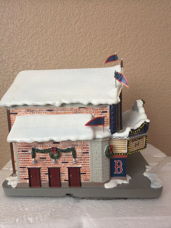 2005 Hawthorne Christmas Village Boston Red Sox Lighted Theater w/ COA Box Cord - Picture 11 of 16